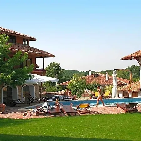 Хотел Izvora Complex Велико Търново